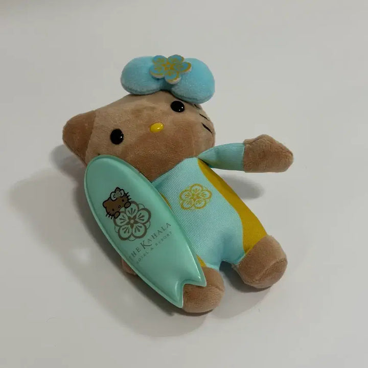 [BUNJANG] Sanrio Hello Kitty Kahala Hotel Surfing Keychain Doll / 헬로키티 태닝키티 서핑키티 카할라 호텔 서핑 키링 인형
