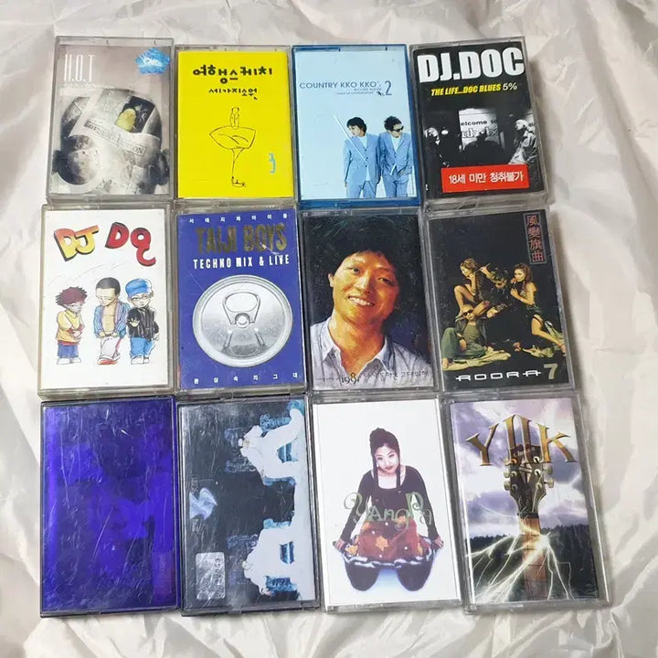 [BUNJANG] K-Pop Cassette Tape Bundle Set (23 pcs) / 가요 카세트테이프 23개 일괄