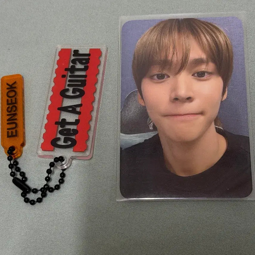 [BUNJANG] RIIZE Eunseok Get a Guitar Photocard / 라이즈 은석 겟어기타 키링 포카