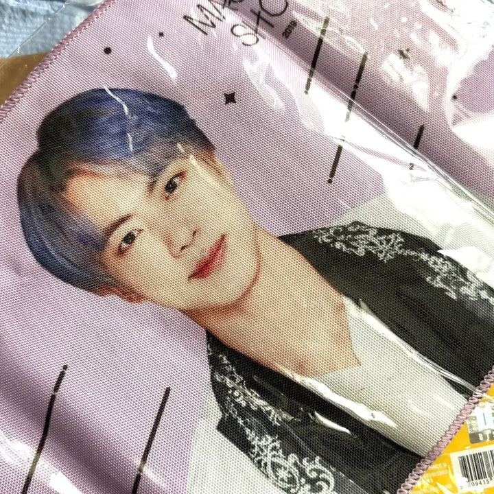 [BUNJANG] BTS Magic Shop Flag Image Jin (Sealed) / 방탄 BTS 재팬 매직샵 굿즈 플래그 이미지 진Jin 미개봉
