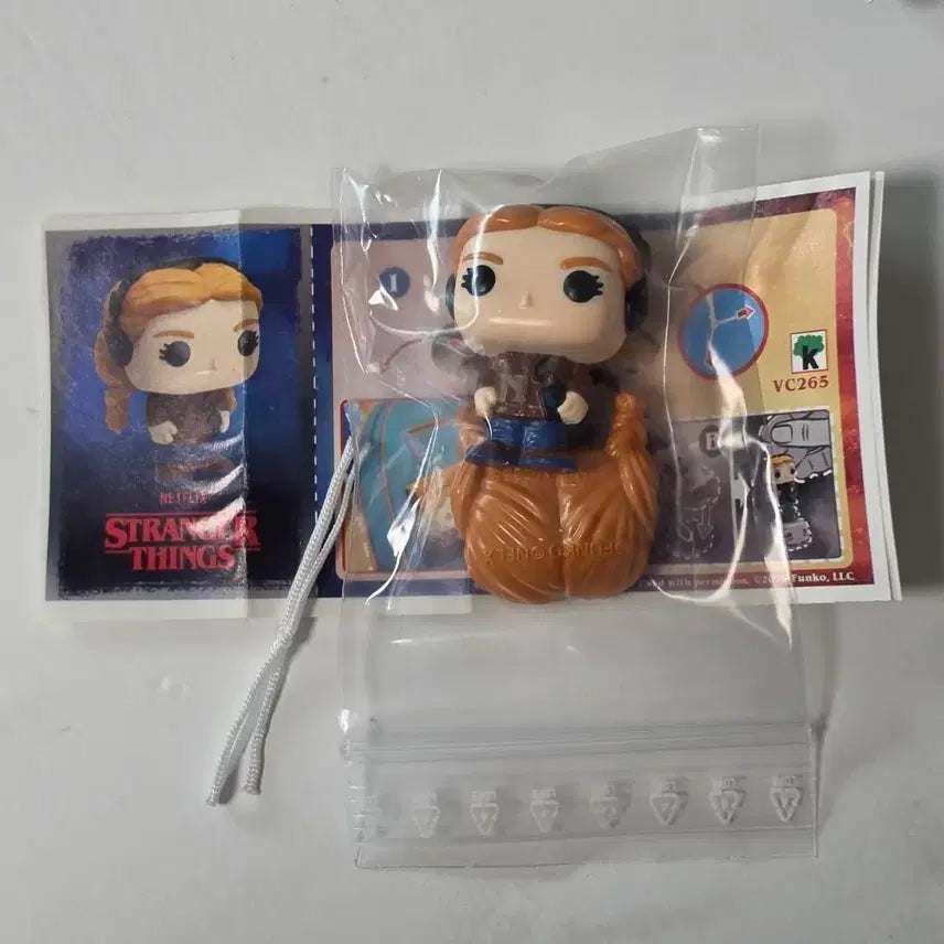 [BUNJANG] Stranger Things Kinder Joy Max Unused New Product / 기묘한 이야기 스띵 킨더조이 맥스 미사용 새제품