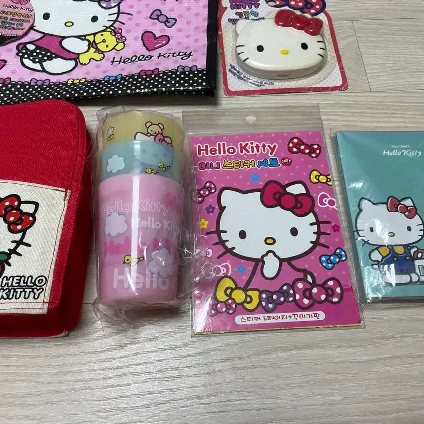 [BUNJANG] Vintage Hello Kitty Collection / 고전 헬로키티 모음