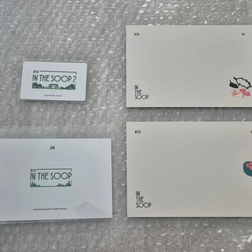 [BUNJANG] BTS In the Soop 2 Jin Photocard &amp; Postcard Bundle Set / bts 인더숲2 진 포토카드&amp;엽서 (일괄)
