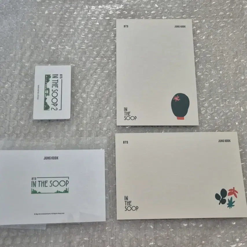 [BUNJANG] BTS In the Soop 2 Jungkook Photocard &amp; Postcard Bundle Set / bts 인더숲2 정국 포토카드&amp;엽서 (일괄)