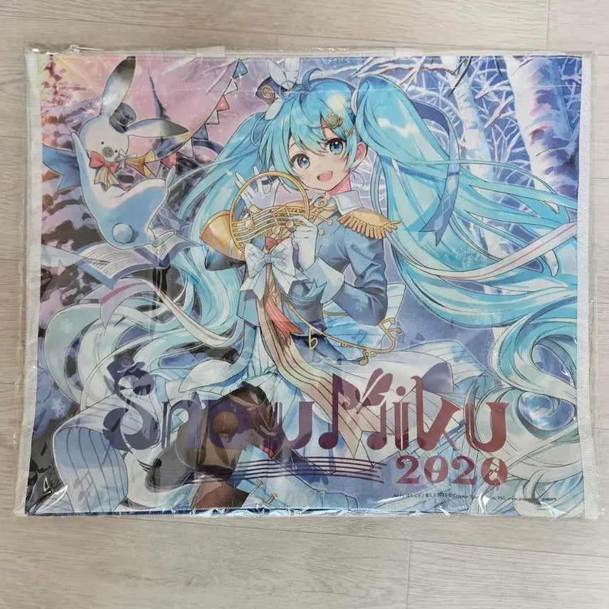 [BUNJANG] Snow Miku 2020 Official Shopping Bag (Sealed) / [미개봉] SNOW MIKU 2020 스노우 미쿠 공식 쇼핑백