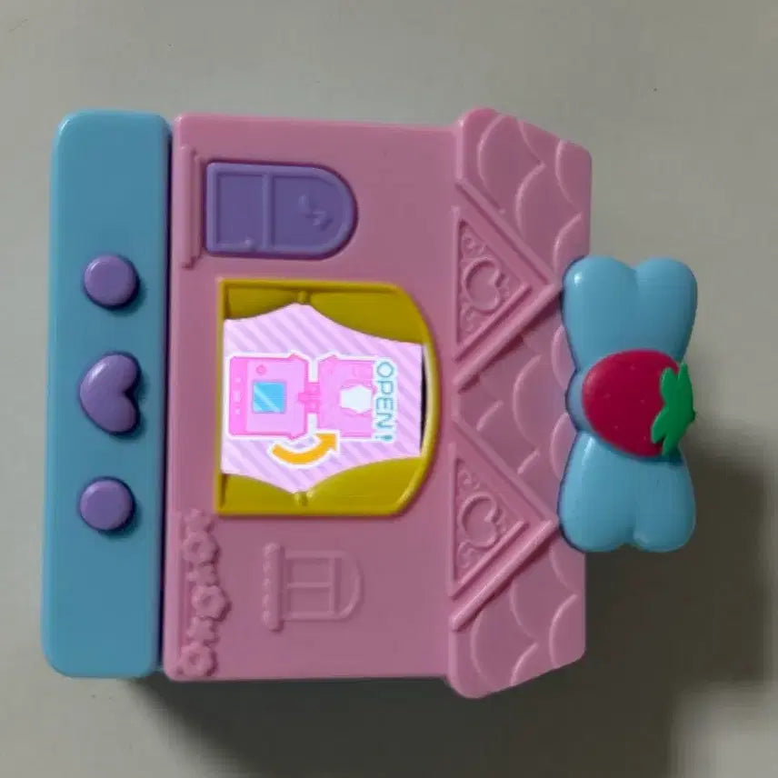 [BUNJANG] Sanrio Tamagotchi Pocket Room Hello Kitty / 산리오 다마고치 포켓룸 헬로키티