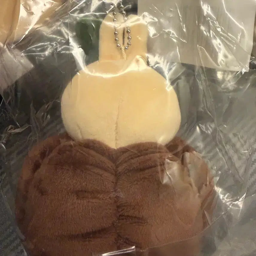 [BUNJANG] Chiikawa Canelé Usagi Figure / 치이카와 까눌레 우사기