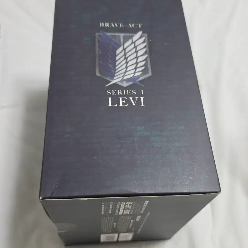 [BUNJANG] Attack on Titan Brave Act 1/8 Scale Levi Ackerman Figure / [새상품]진격의 거인 브레이브 액트 1/8 리바이 피규어 정품