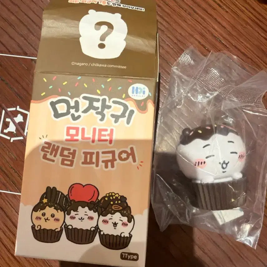 [BUNJANG] Cheekawa Monitor Random Figure / 먼작귀 모니터 랜덤 피규어 치이카와