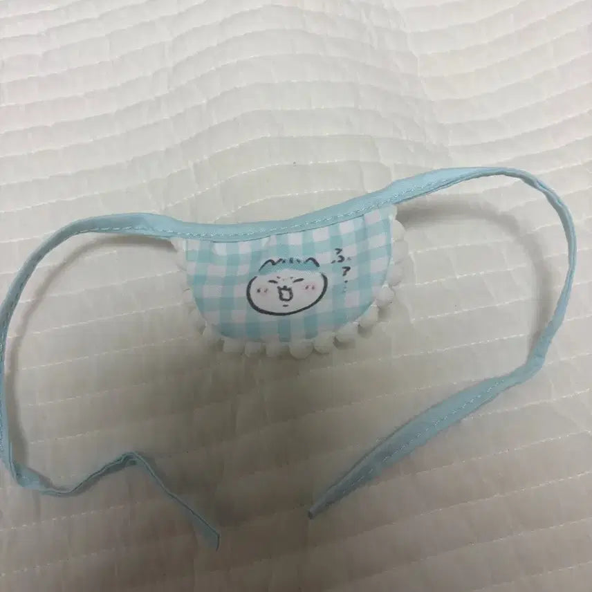 [BUNJANG] Chiikawa Hachiware Baby Mini Bib / 치이카와 베이비 하치와레 미니 턱받이