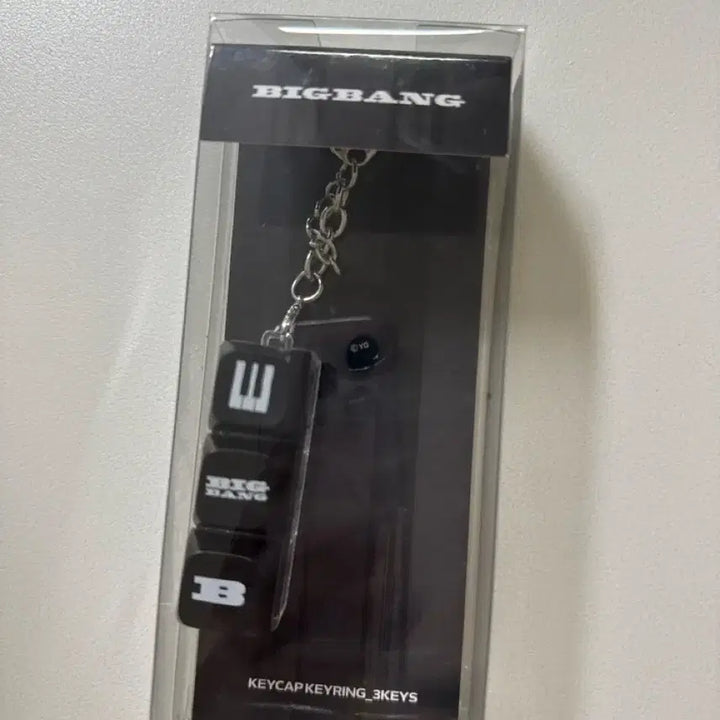 [BUNJANG] Big Bang 20th Anniversary Keycap Keyring / 빅뱅 키캡 키링20주년