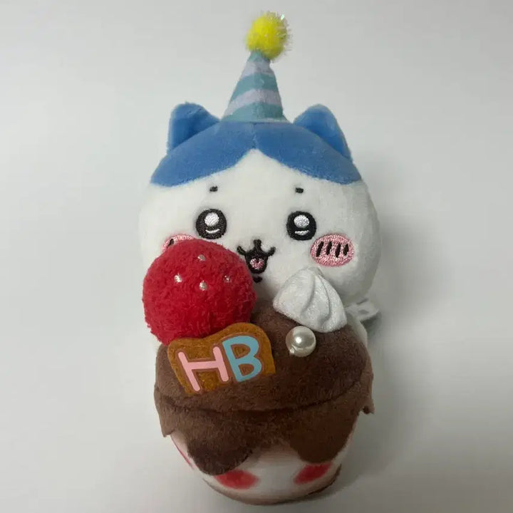 [BUNJANG] Chiikawa Hachitorei Birthday Desktop Figure / 치이카와 하치와레 생일 데스크탑 데스크톱 피규어