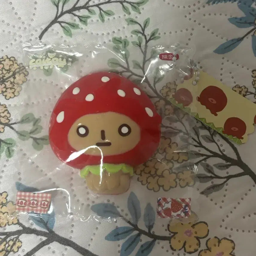 [BUNJANG] Strawberry Kogeppang Handmade Squishy / 딸기 코게빵 수제 말랑이