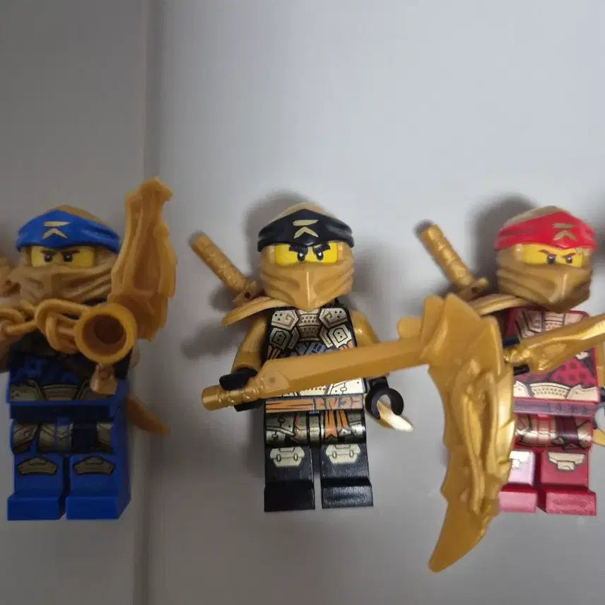 [BUNJANG] LEGO Ninjago Crystalized Minifigure 4-Piece Bundle Set / 레고 닌자고 어둠의 크리스탈 미니피규어 4종 일괄
