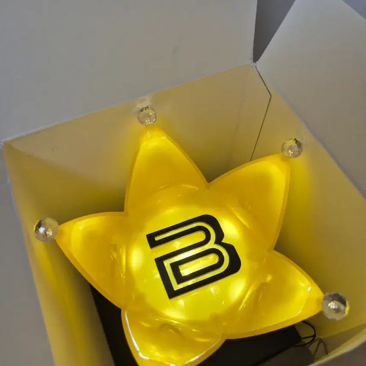 [BUNJANG] BIGBANG Official Lightstick Version 4 / 뱅봉 버전 4 급처