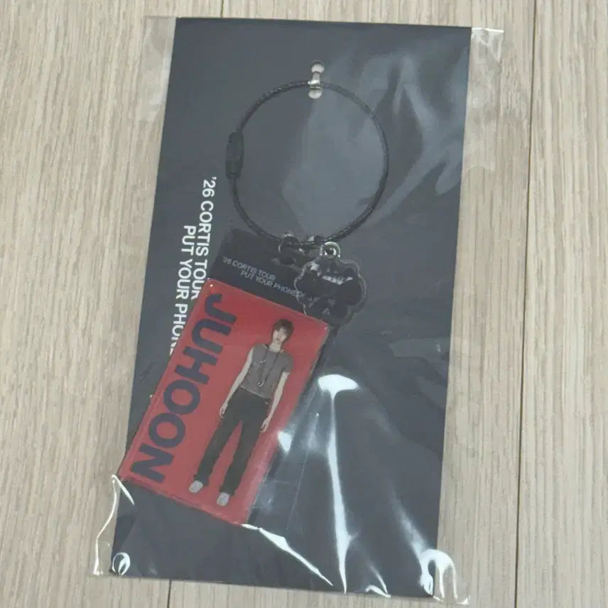 [BUNJANG] CIX Japan Pop-up PYPD Japan Acrylic Keyholder Juyeon / 코르티스 일본 팝업 PYPD JAPAN 아크릴 키홀더 주훈