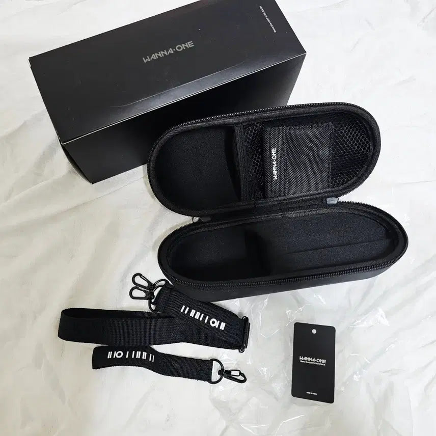 [BUNJANG] Wanna One Official Lightstick Pouch / 새상품) 워너원 공식 응원봉 파우치 / 너블봉 파우치 / 응원봉 전용가방