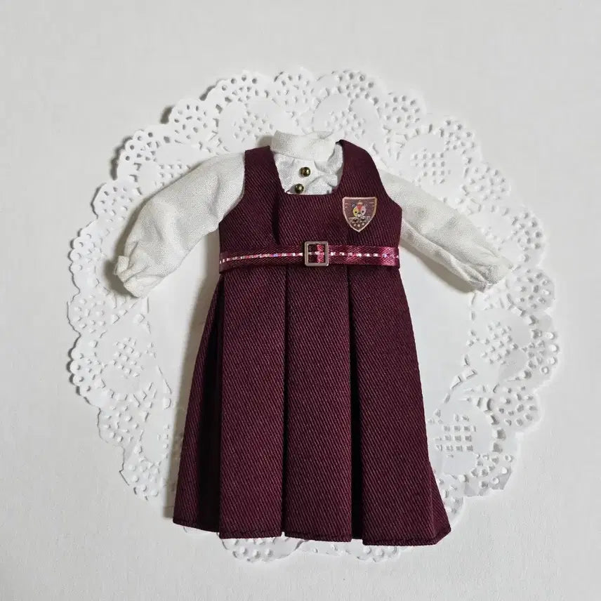[BUNJANG] Blythe Size Classic School Uniform Style Two-Piece Outfit / 리카인형.브라이스 싸이즈  투피스