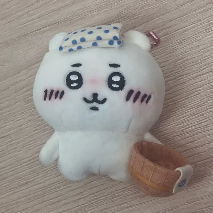 [BUNJANG] Chiikawa Onsen Mascot / 치이카와 온천 지역 마스코트 인형 키링 마코