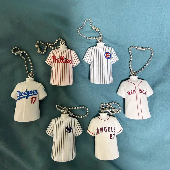 [BUNJANG] MLB 3D Uniform Gachapon Set / MLB 3D 유니폼 가챠 6종 팝니다