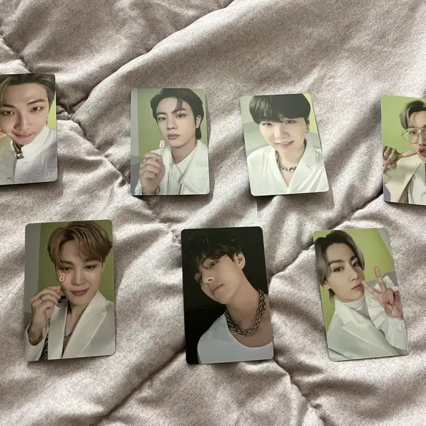 [BUNJANG] BTS 8th Anniversary Photocard 7-Set Bundle / 방탄소년단 포토카드 7종 세트 8주년 포카