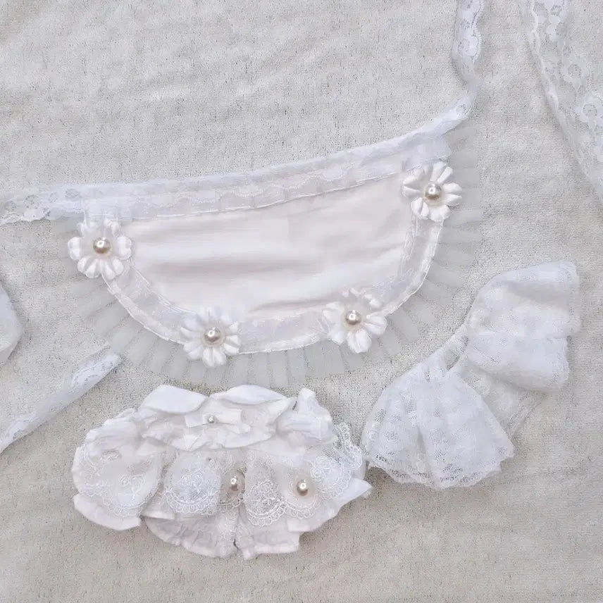 [BUNJANG] 20cm Doll White Pearl Dress / 20cm 솜인형 옷장 하얀 진주 드레스 양도 판매