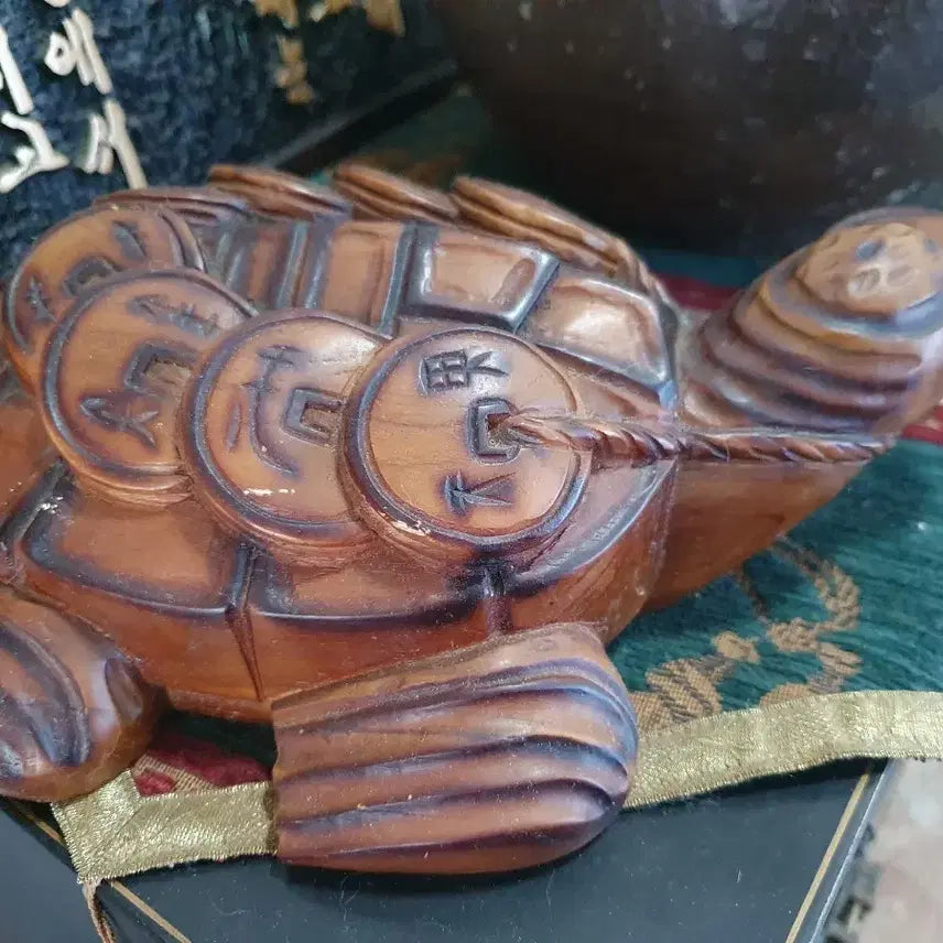[BUNJANG] Wooden Money Turtle Sculpture for Wealth and Longevity / 재운상승/장수기원] 재물을 물어다 주는 원목 금전 거북이 목조각상