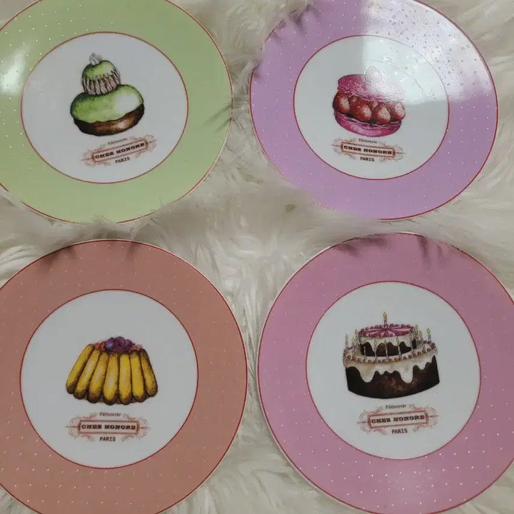 [BUNJANG] CHEE HONORE Paris Dessert Plate Set (4 Types) / CHEE HONORE 파리 디저트 플레이트 4종 세트