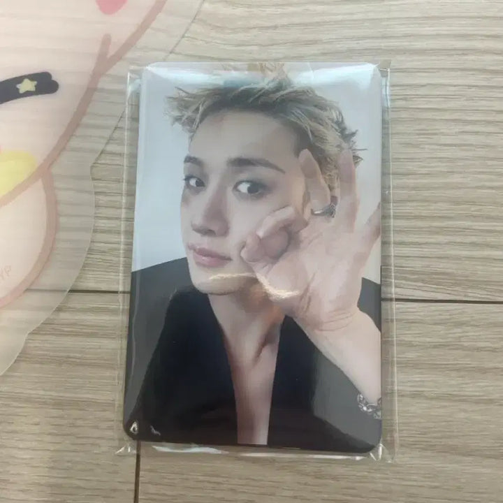 [BUNJANG] Stray Kids Run It! Goods Set (Pouch, Fan, Keyring, Photocard) / 스트레이키즈 런잇 막막 입장세트