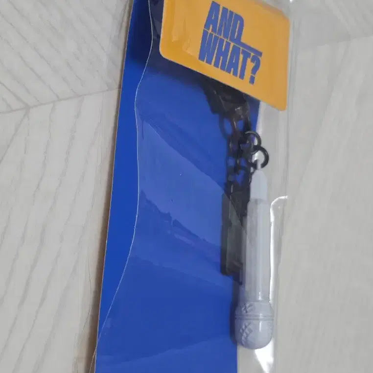 [BUNJANG] BTS J-Hope Exhibition Microphone Keychain / 제이홉 전시회 마이크키링