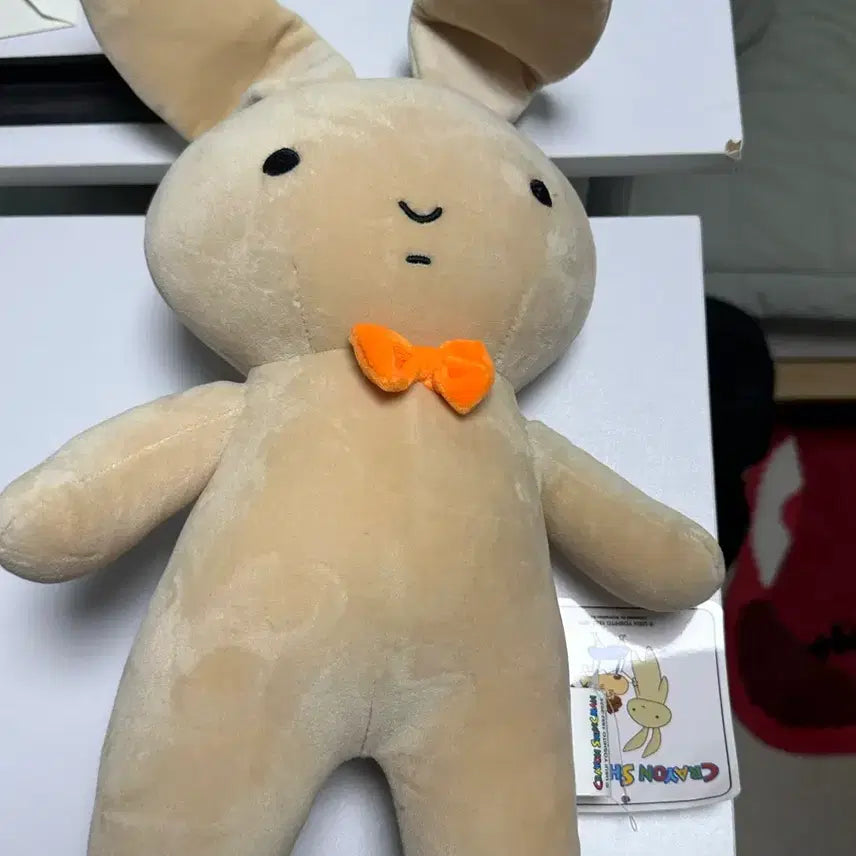 [BUNJANG] Crayon Shin-chan Yuni Rabbit Plush / 짱구 유리 토끼인형