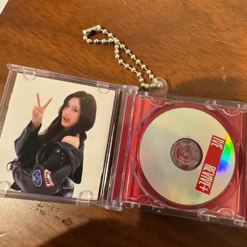 [BUNJANG] IVE (아이브) CD Gacha Full Set (6 Members) / IVE 아이브 CD 가챠 전 맴버 6종 풀셋
