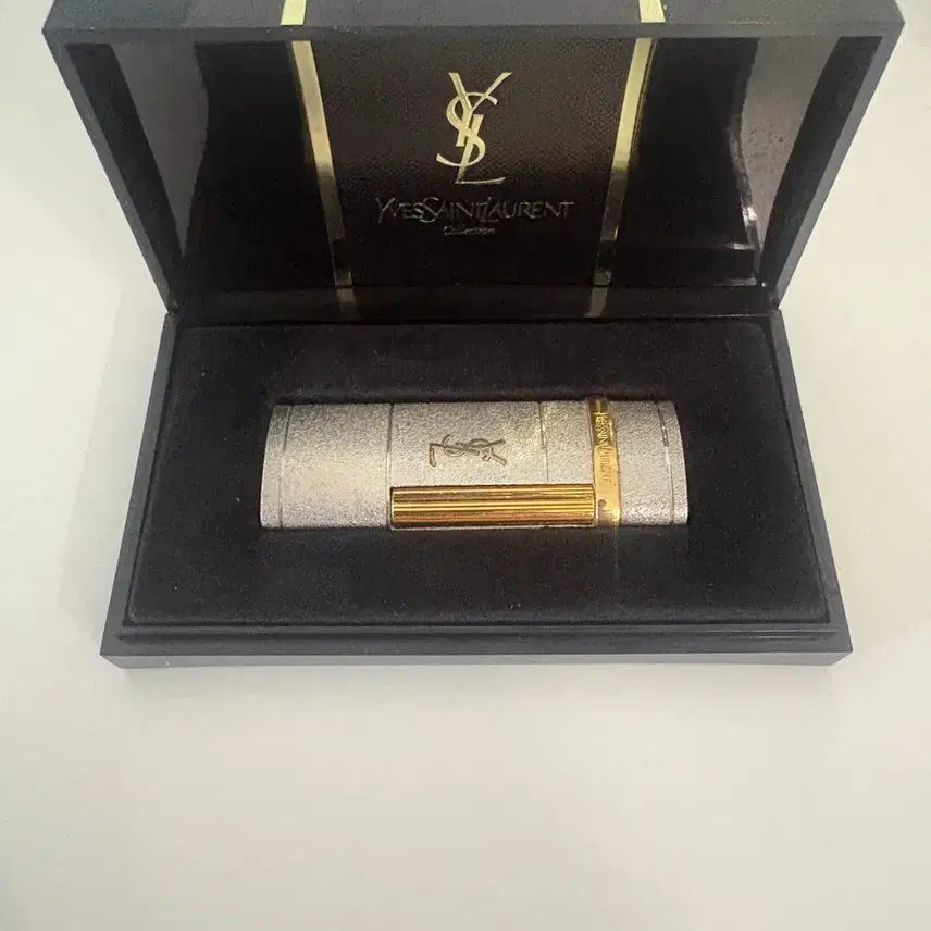 [BUNJANG] Yves Saint Laurent Vintage Silver Lighter / 입생로랑 빈티지 은장 라이터