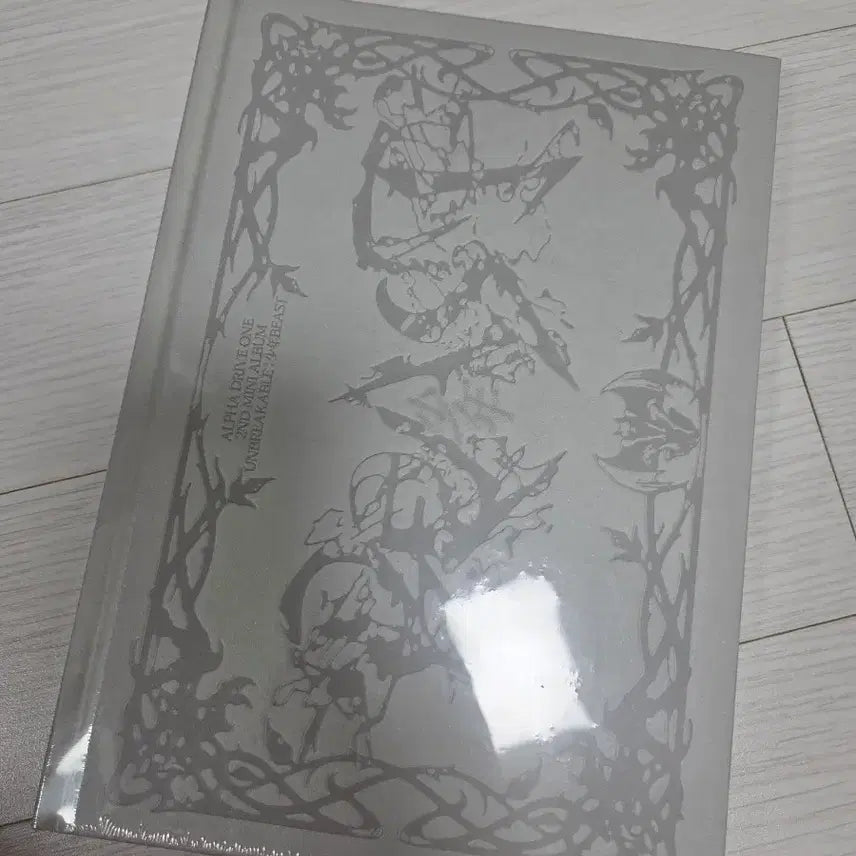 [BUNJANG] Alphasound Drive 1 Mini Album Vol. 2 Beast Bondai Fragile Ver. Sealed / 알파드라이브원 알디원 미니 2집 비스트 본다이어 fragile ver 미개봉 양도. 바로 배송가능.