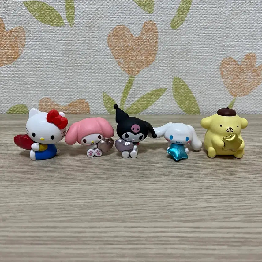 [BUNJANG] Sanrio Sparkling Balloon Gacha Figure Bundle Set / [일괄] 산리오 반짝이는 풍선 가챠 피규어