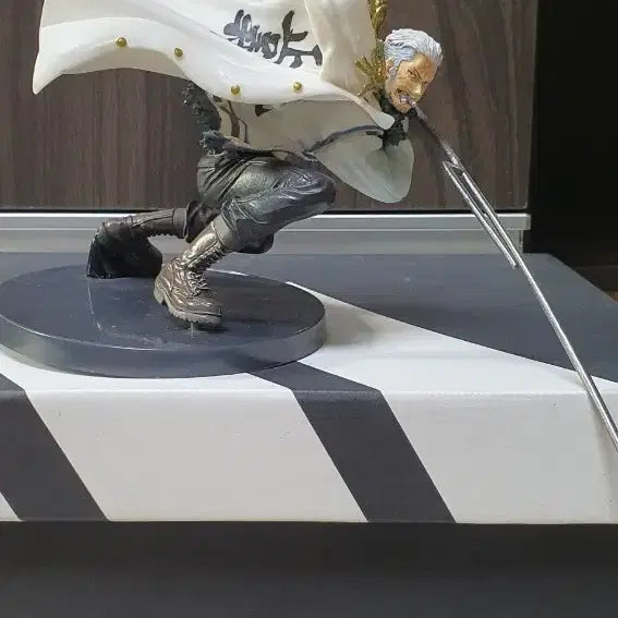 [BUNJANG] One Piece Smoker Figure / 원피스 스모커 피규어