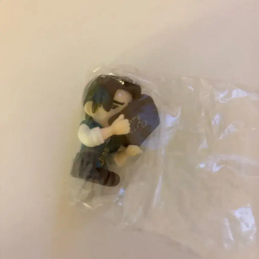 [BUNJANG] Rapunzel Eugene Gacha Capsule Toy / 라푼젤 유진 가챠