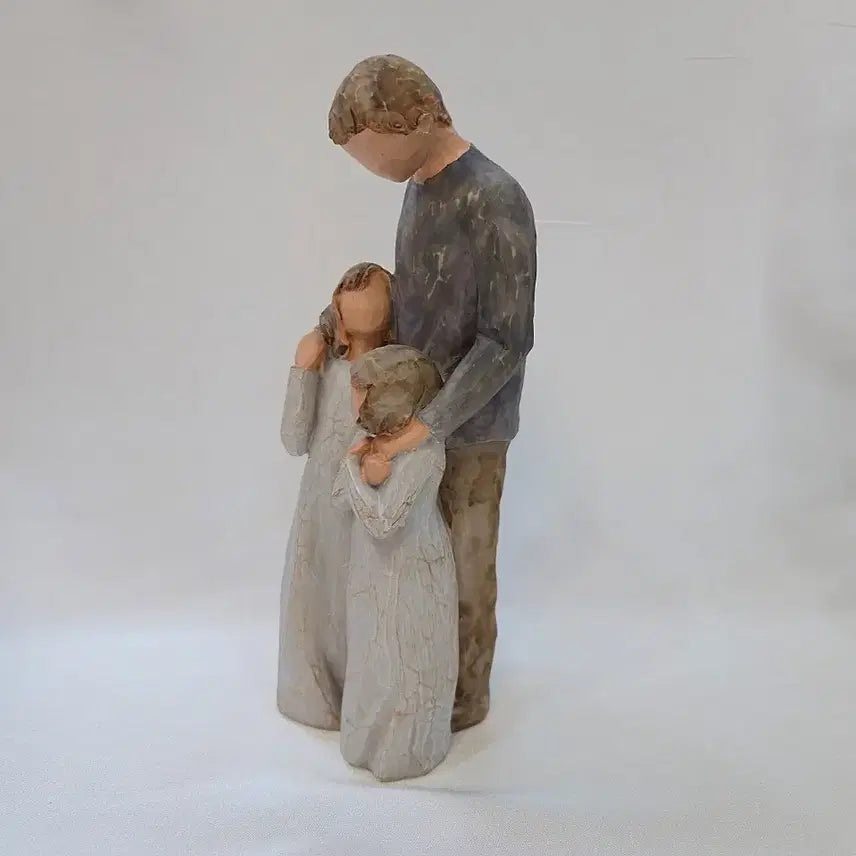 [BUNJANG] Handmade Resin Family Sculpture - Father and Two Daughters / 행복하고 예쁜  우리딸