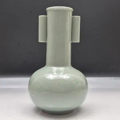 [BUNJANG] Haegang Yu Geun-hyeong Celadon Vase / 해강 유근형 선생- 순 청자양이병/