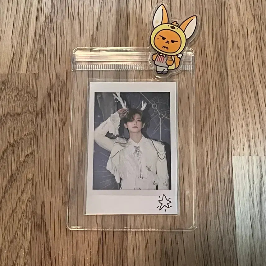 [BUNJANG] TXT Yeonjun Broadcast Summer Photocard + Hwangchunyi Clip Set / 투바투 연준 뷰스 가요대전 공방 포카+황춘이집게 양도 폴라로이드가요대전썸머뷰티풀스트레인저스투모로우