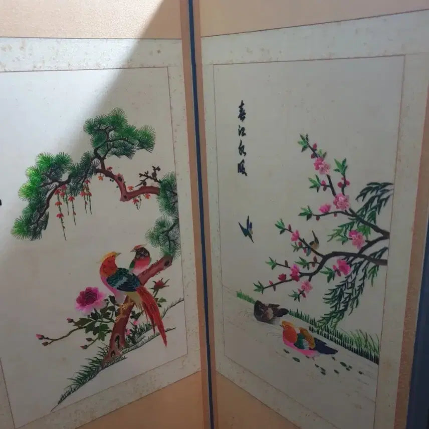 [BUNJANG] Embroidered Folding Screen with Paintings / 자수 , 글씨 병풍