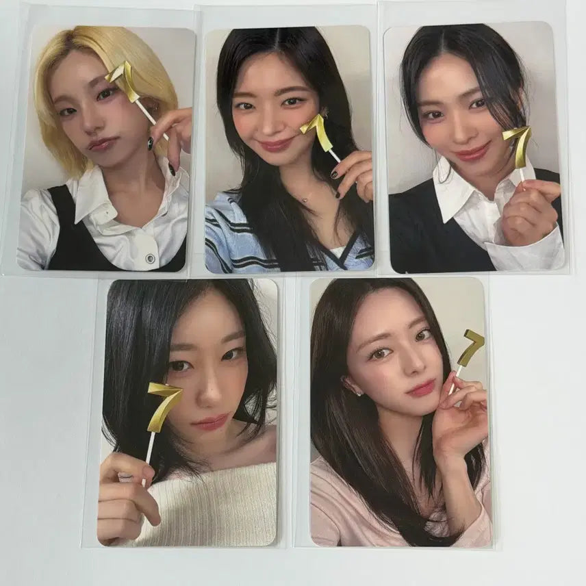 [BUNJANG] ITZY Tunnel Vision Photocard Shanghai Set / ITZY 있지 터널비전 포토카드 메이크스다 상하이 SHANGHAI 세트