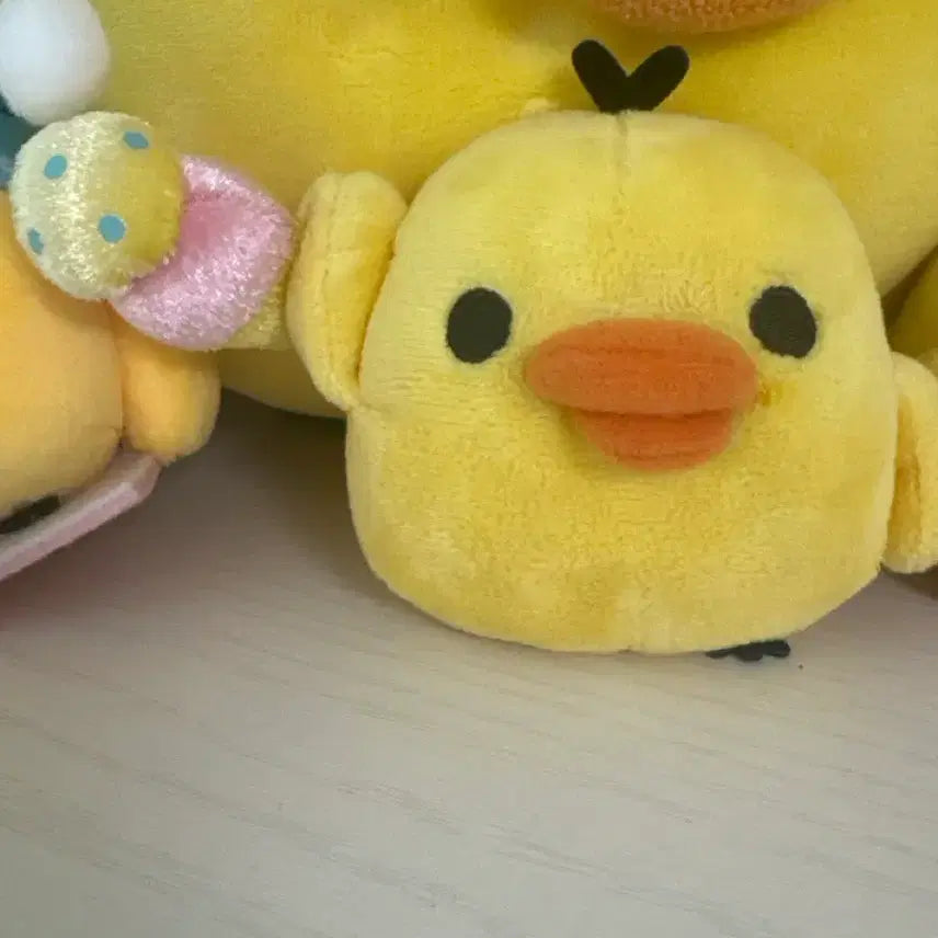 [BUNJANG] Kiiroitori Ice Cream Plush Doll / 키이로이토리 아이스크림 인형