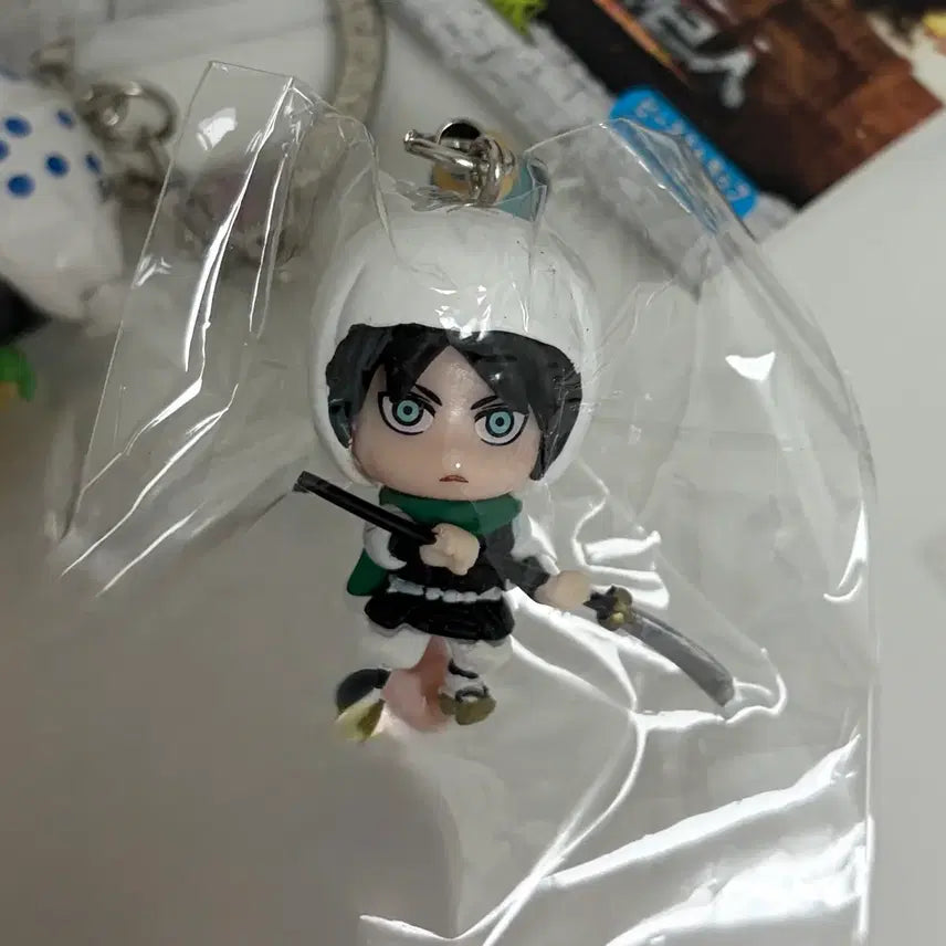 [BUNJANG] Attack on Titan Limited Edition Keychains Bundle Set Eren Mikasa Armin / 일괄 진격의 거인 지역한정 키링 EMA 에렌 미카사 아르민