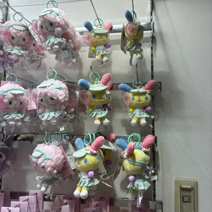 [BUNJANG] Sanrio Mascot Tennis Keychain / 산리오 마스코트 테니스 키링