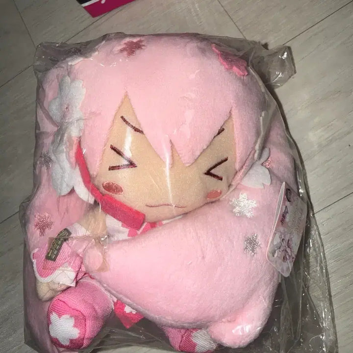 [BUNJANG] Hatsune Miku Sakura Miku Classic Mini Plush Doll / 하츠네 미쿠 사쿠라 미쿠 고전 미니 누이구루미 인형
