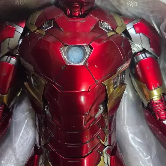 [BUNJANG] Hot Toys Iron Man Mark 46 Diecast / 핫토이  아이언맨  마크46 다이캐스트 판매