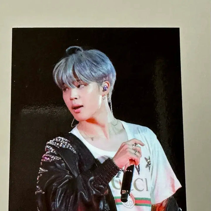 [BUNJANG] BTS Jimin Microphone Badge / 방탄소년단 bts 마이크 뱃지 지민