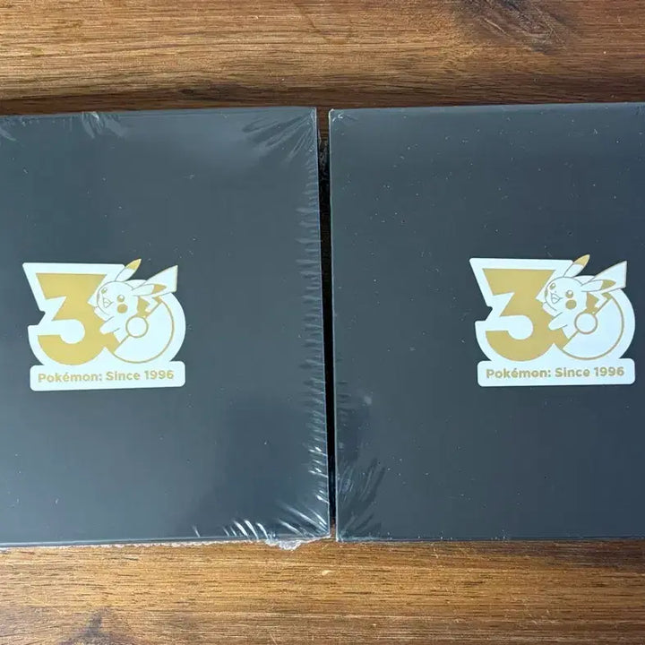 [BUNJANG] Pokemon 30th Anniversary August Badge / 포켓몬 30주년 8월 뱃지