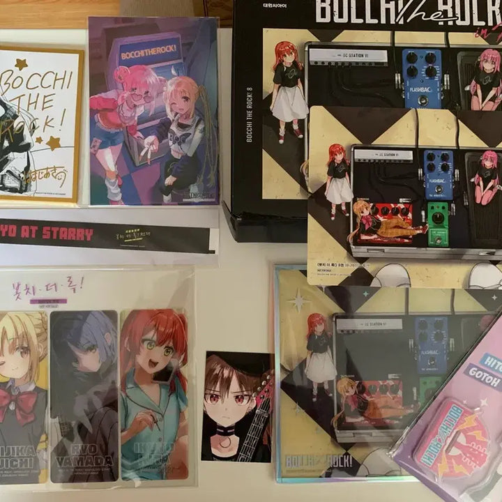 [BUNJANG] Bocchi the Rock! Merchandise Set (Acrylic Stand, Bookmark, Postcard, etc.) / 봇치더락 굿즈 세트 (아크릴 스탠드, 책갈피, 엽서 등)